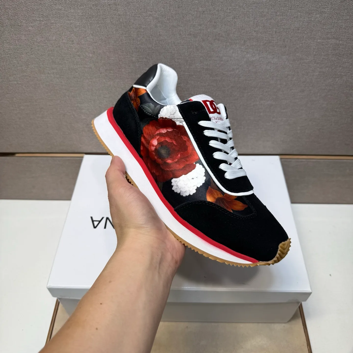 ⬛️Men's shoes💰p462【DG～】Couple casual shoes, 2025z cabinet sales simultaneously 🔶Size: 35-44#️⃣ 🔷2 colors🔜The upper is made of multi-material splicing➕Mesh lining, comfortable and breathable, sole: original comfortable, wear-resistant and non-slip outsole, ⚠️Real 📱Photographed🎬The real thing is better📢📢📢